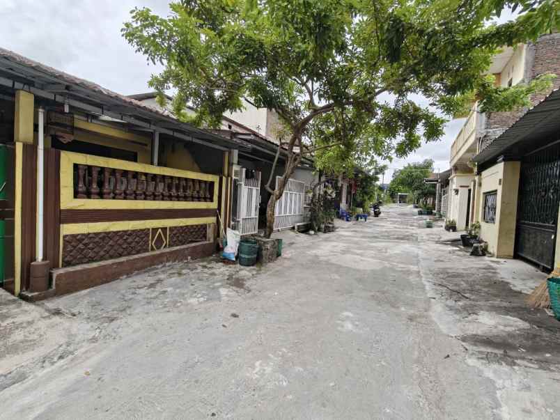dijual rumah selokaton