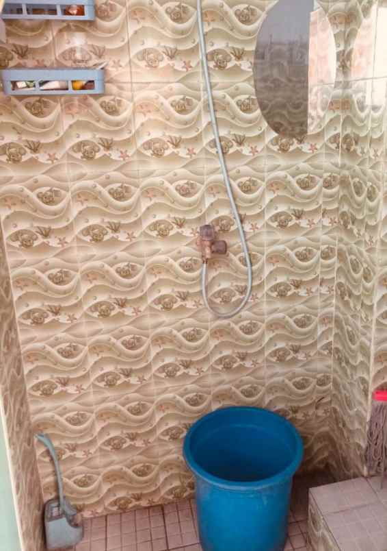 dijual rumah semper barat