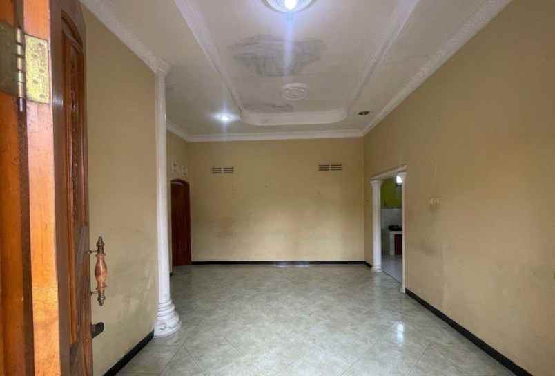 dijual rumah sendangguwo