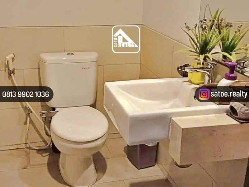 dijual rumah serenia hills lebak bulus