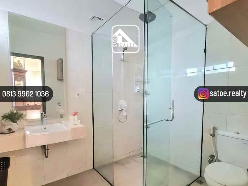 dijual rumah serenia hills lebak bulus