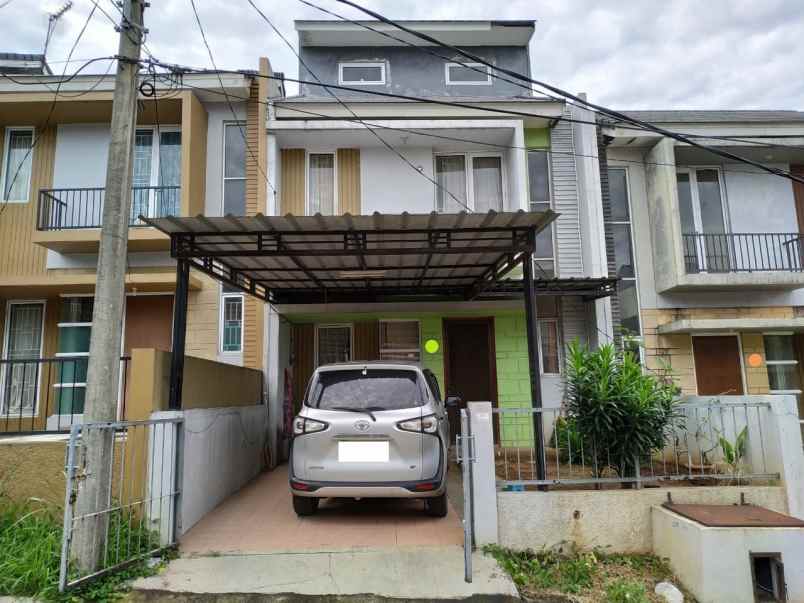 dijual rumah siap huni di bukit golf cibubur