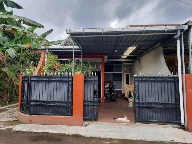 dijual rumah sidokarto godean sleman