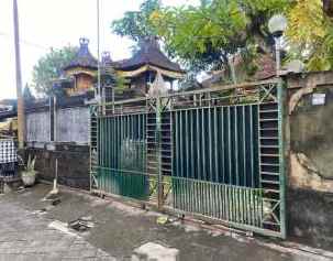 dijual rumah singosari kel peguyangan