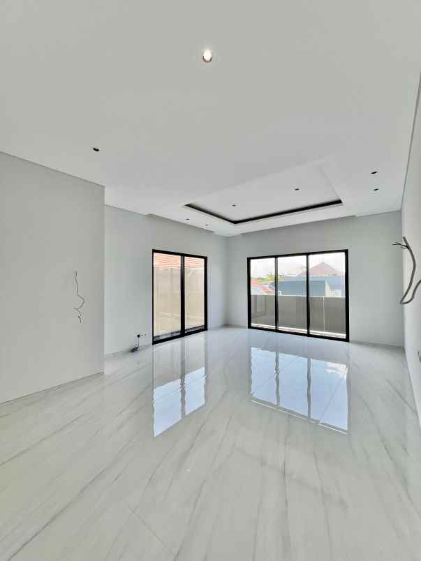 dijual rumah somerset citraland