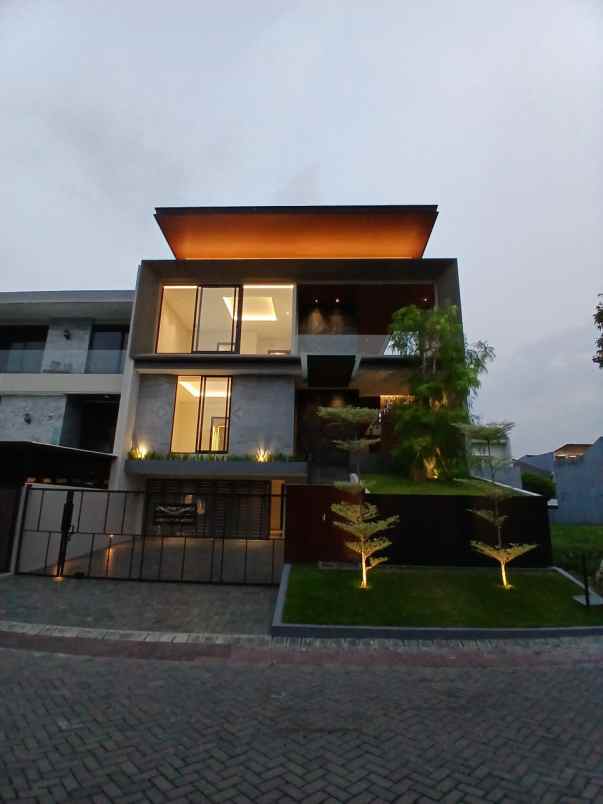 dijual rumah somerset citraland