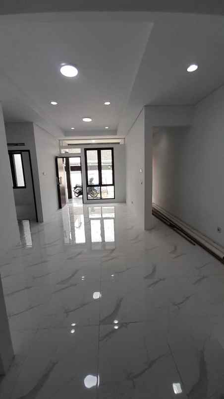 dijual rumah taman cibaduyut indah bandung