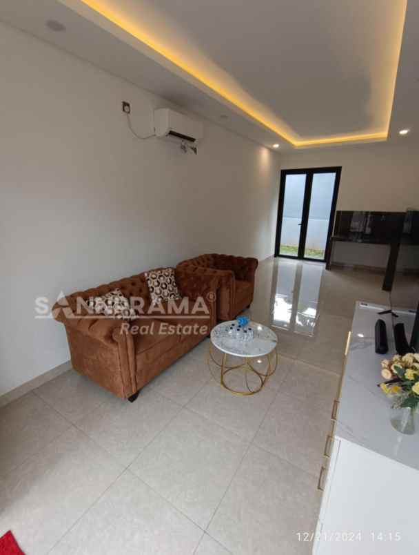 dijual rumah tangkapan jaya pancoran