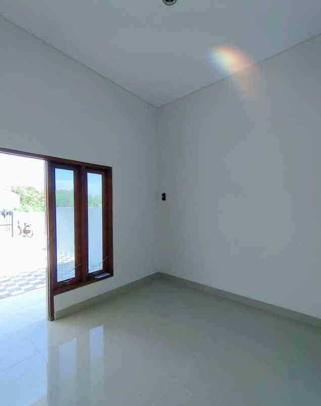 dijual rumah terminal giwangan