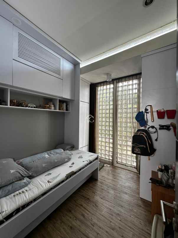 dijual rumah the oz residence