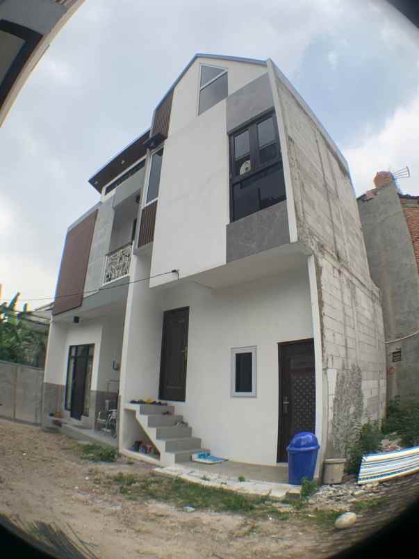 dijual rumah utan kayu