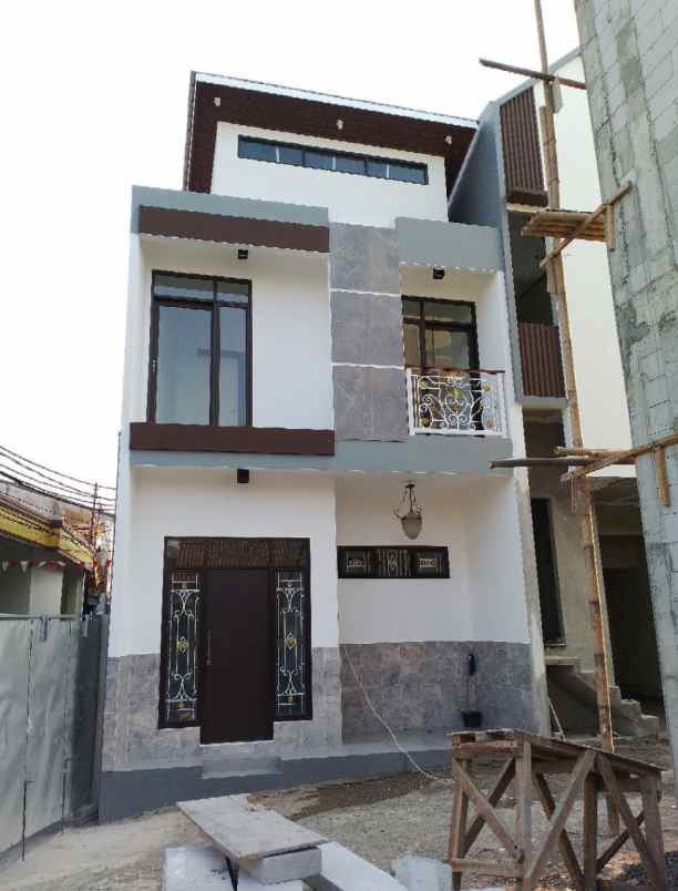 dijual rumah utan kayu
