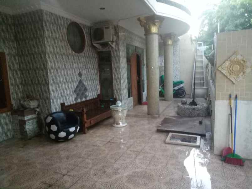 dijual rumah villa bukit indah pakuwon