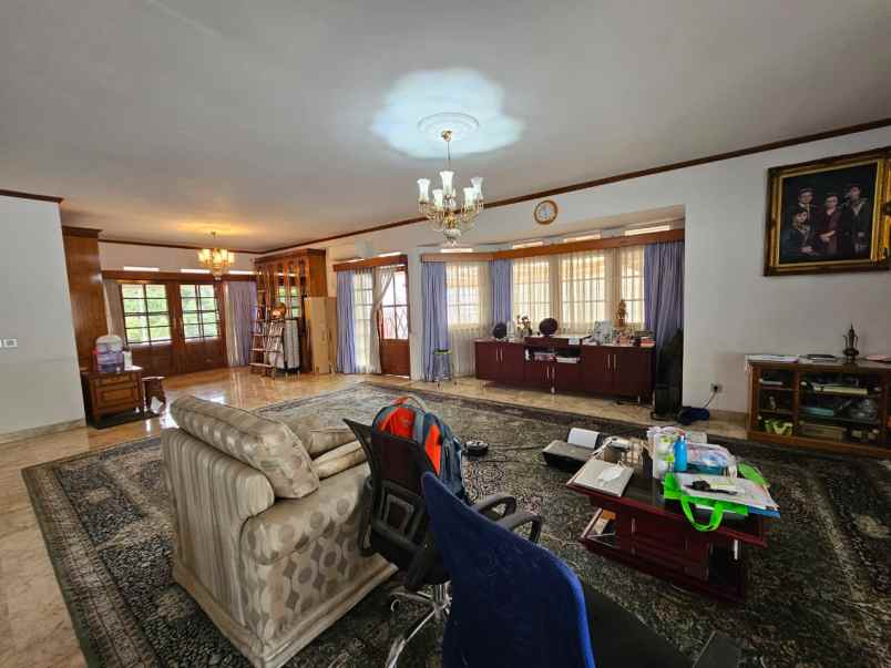 dijual rumah villa delima karang tengah