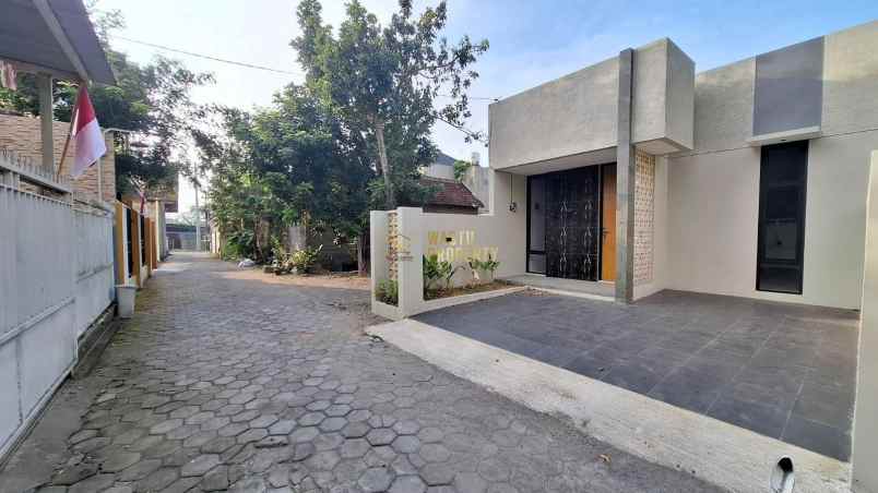 dijual rumah wedomartani
