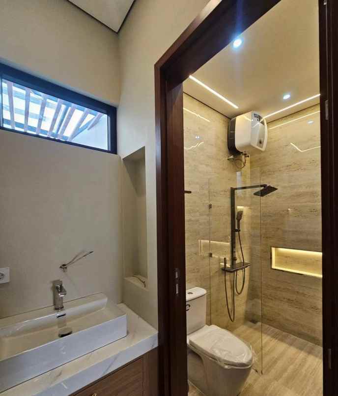 dijual rumah wedomartani