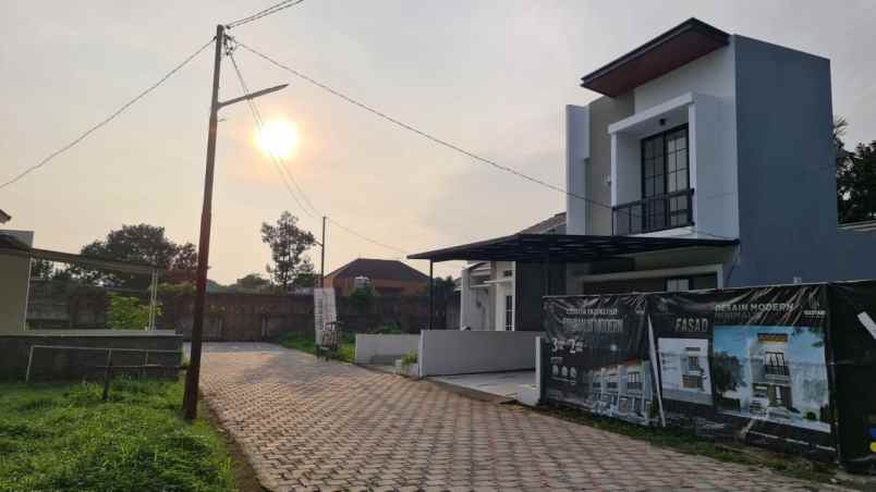 dijual rumah yasmin sektor 3 jl sedap