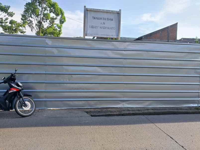 dijual tanah jl cisaranten baru