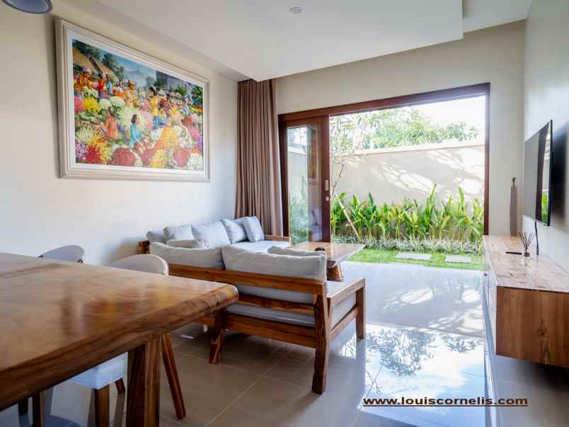 dijual villa jalan raya uluwatu pecatu