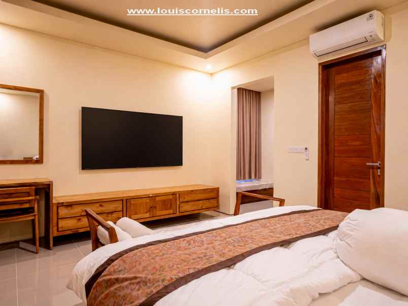 dijual villa jalan raya uluwatu pecatu