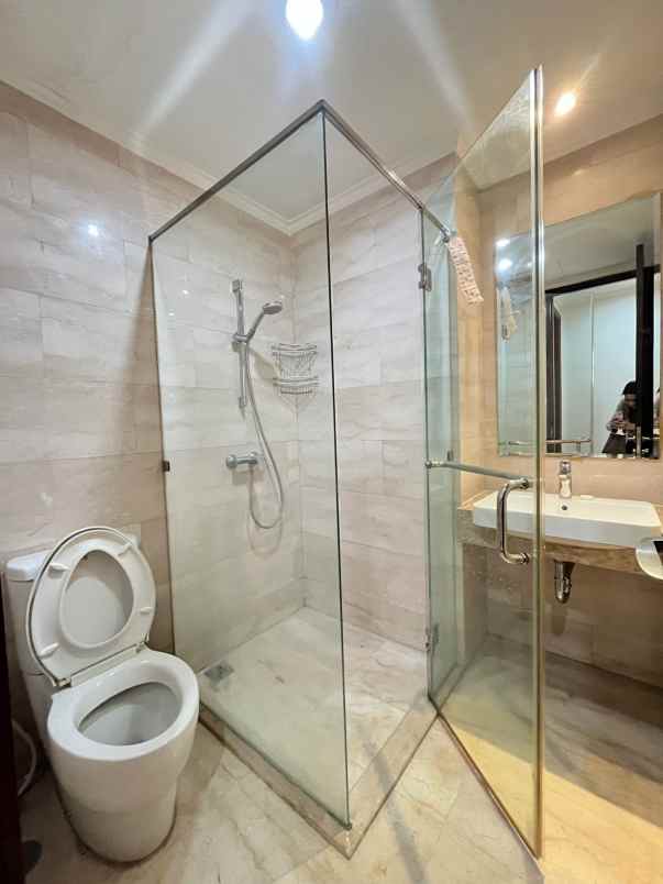 disewakan apartemen jalan cikini raya