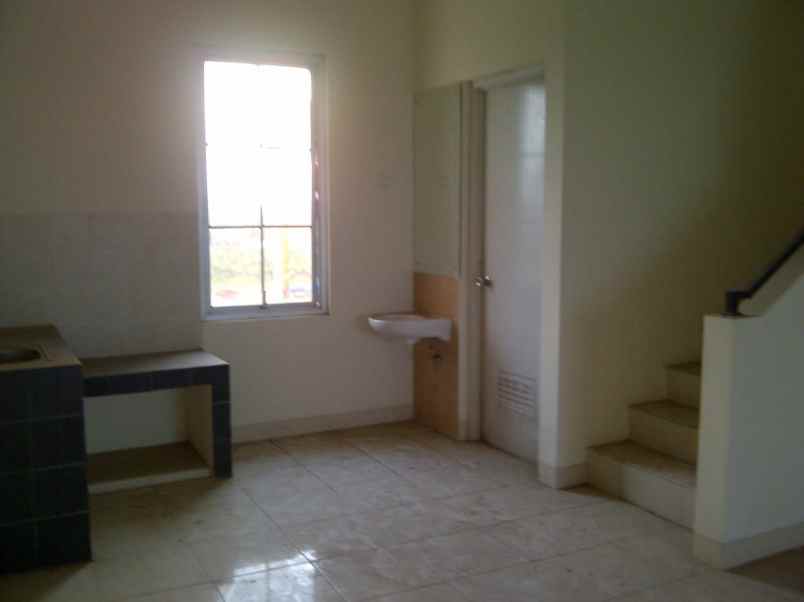 disewakan ruko gudang kantor harapan indah bekasi dekat