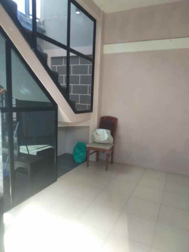 disewakan rumah bukit sariwangi