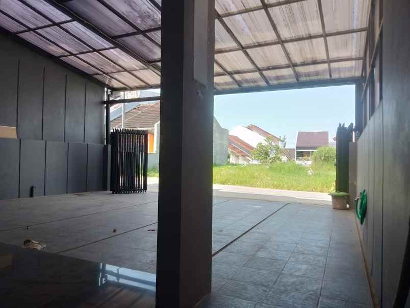 disewakan rumah bukit sariwangi