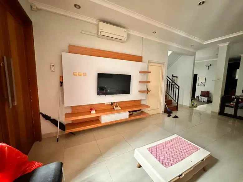 disewakan rumah cluster dekat bintaro full furnished