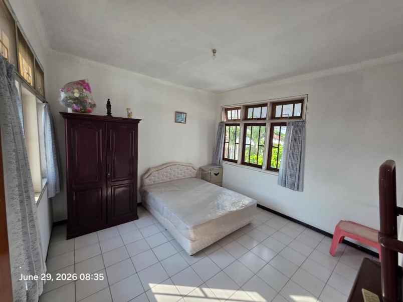 disewakan rumah darmo permai timur