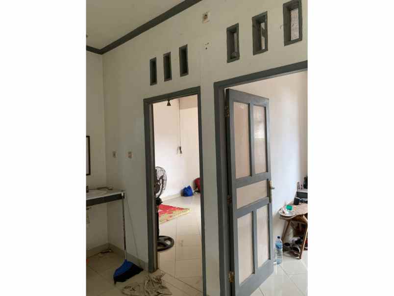 disewakan rumah perumahan pantai modern