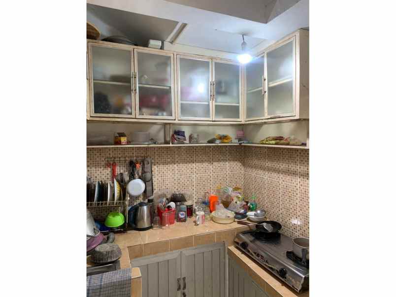 disewakan rumah perumahan pantai modern