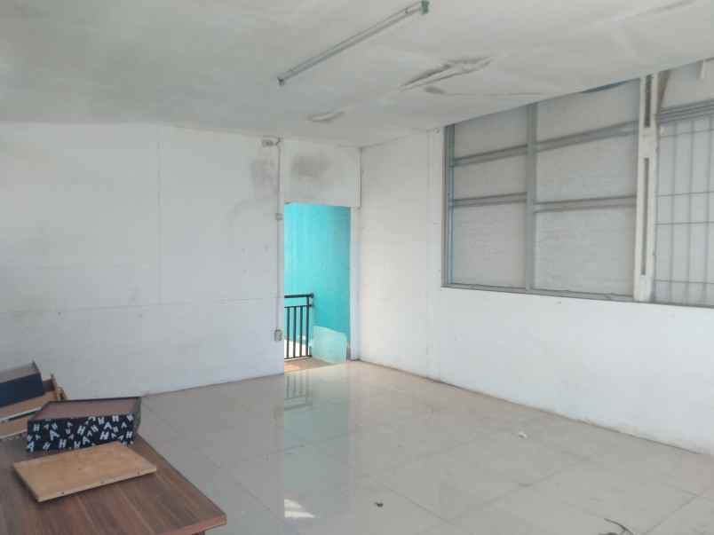 disewakan rumah sariwangi selatan