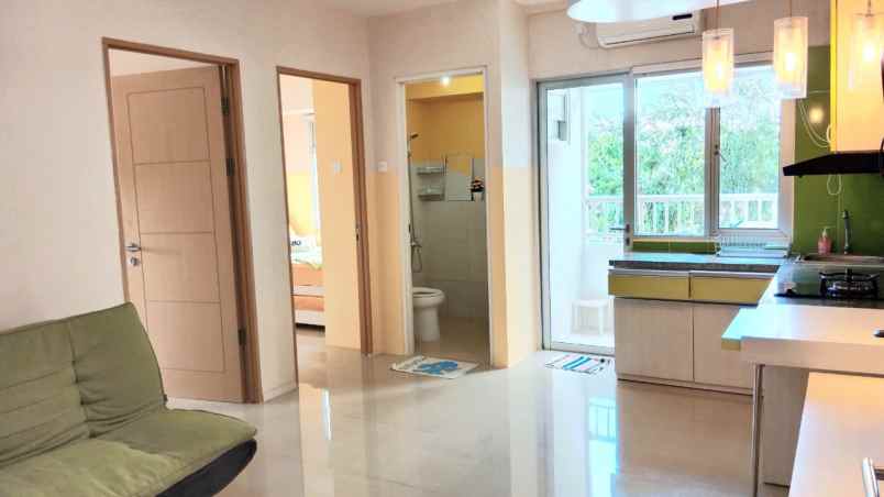 educity tower yale lantai 2 full furnish view pool