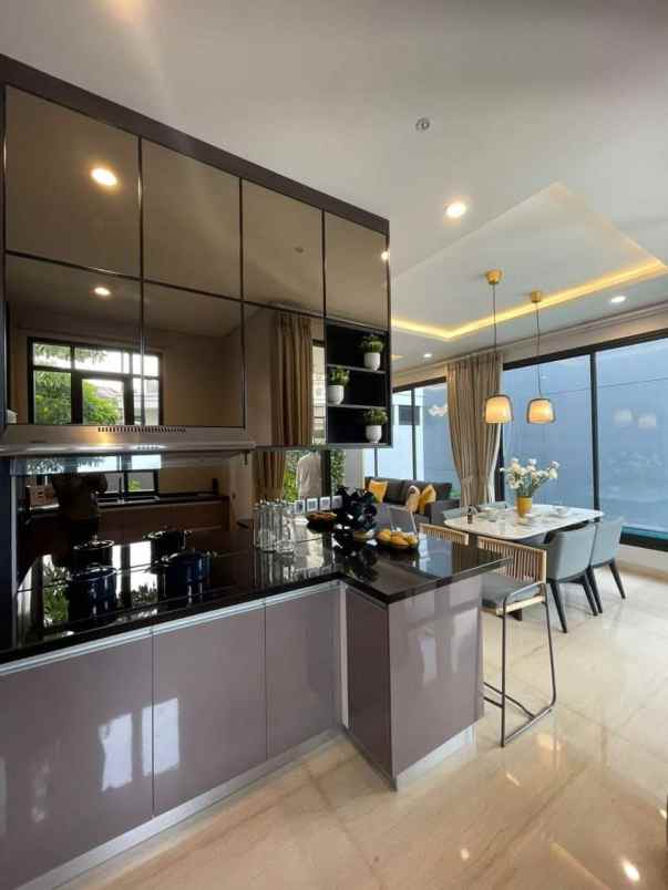 garden resort tanjung barat jakarta selatan