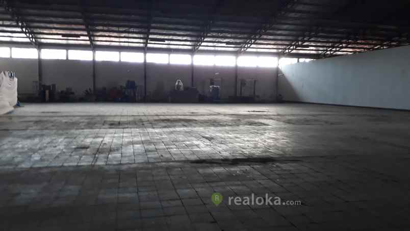 komersial ujung berung