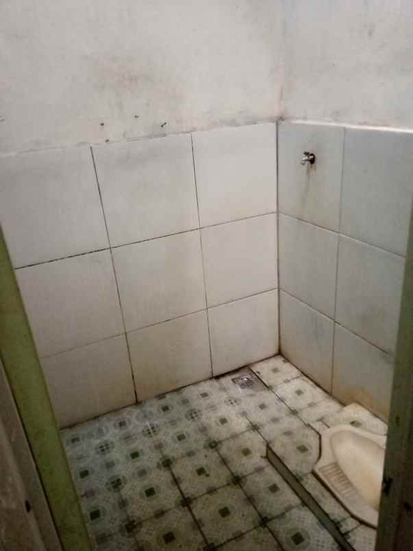 kontrakan 3 petak dipeusar binong dekat lippo karawaci