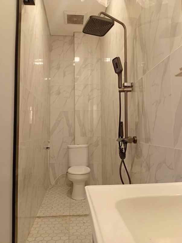 kost eksklusif di kuta smart room fasilitas lengkap