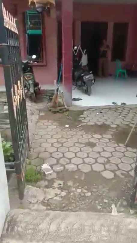 kost jln brigjen darsono