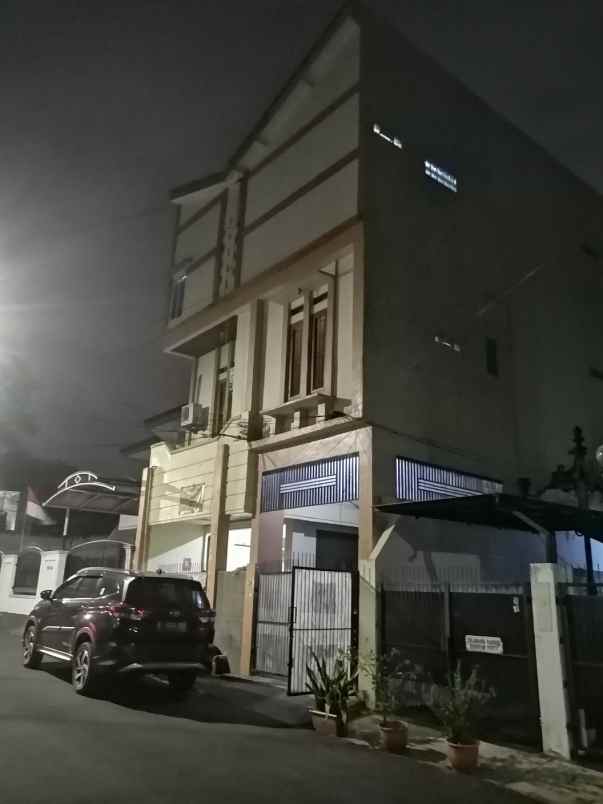 kost tegal parang mampang