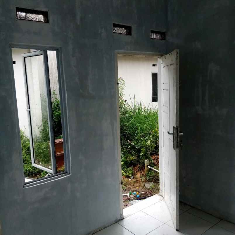 over kredit rumah jl pesantren hanya 41 juta