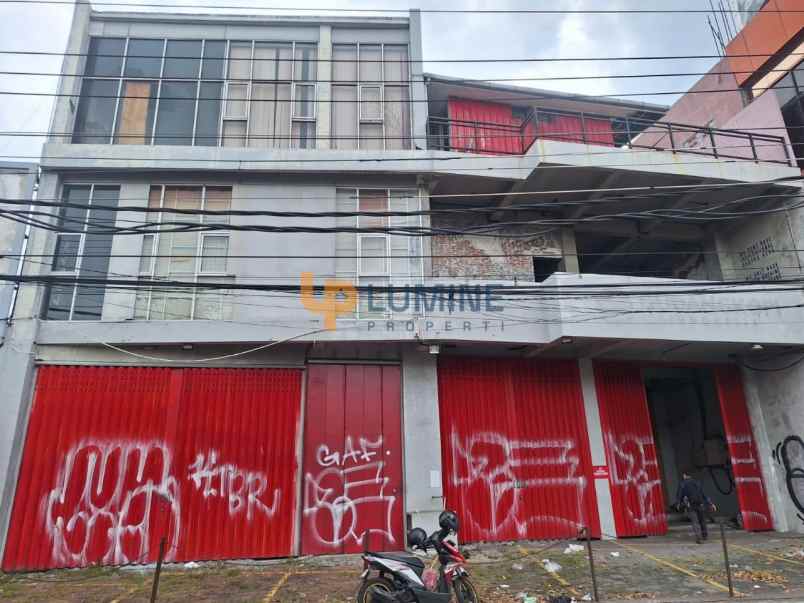 ruko besar strategis di lokasi premium gejayan
