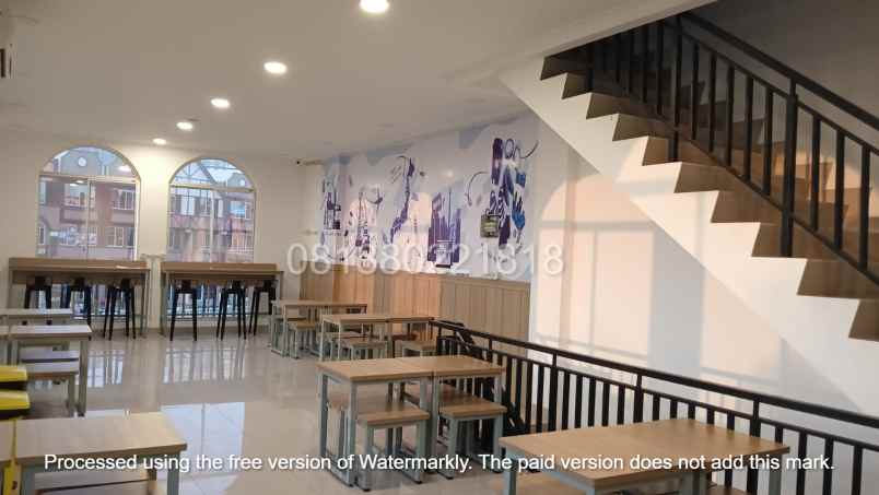 ruko la riviera 3 lantai masih tersewa