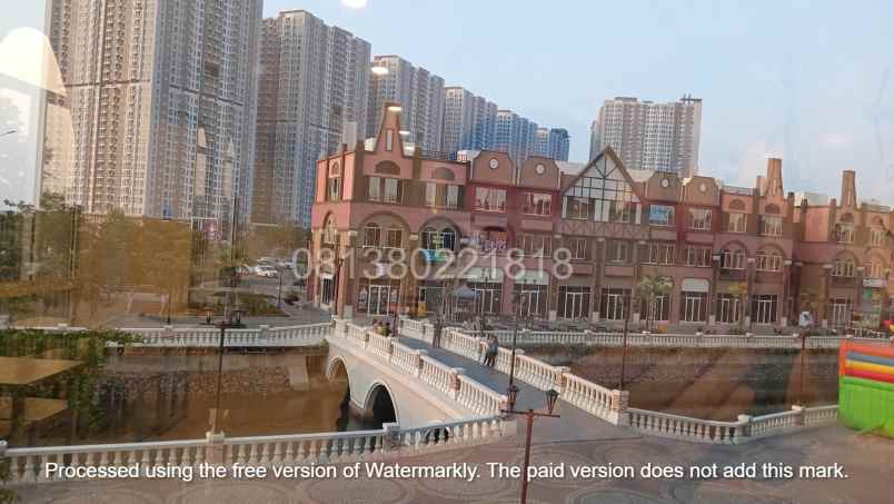 ruko la riviera 3 lantai masih tersewa