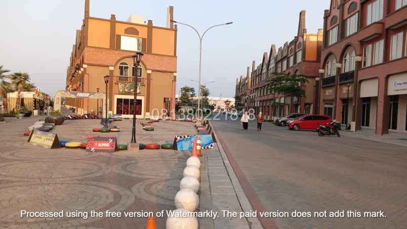 ruko la riviera 3 lantai masih tersewa