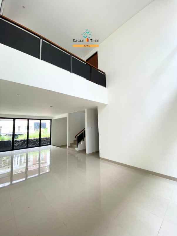 rumah 2 lantai dengan private pool di bintaro sektor 9