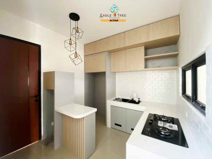 rumah 2 lantai dengan private pool di bintaro sektor 9