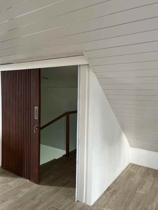 rumah 2 lt secondary dalam cluster di cipayung