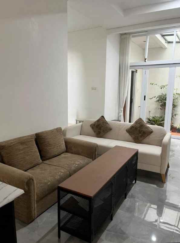 rumah 2 lt secondary dalam cluster di cipayung