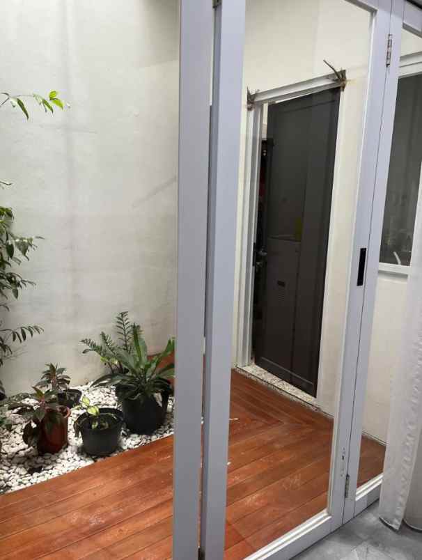 rumah 2 lt secondary dalam cluster di cipayung